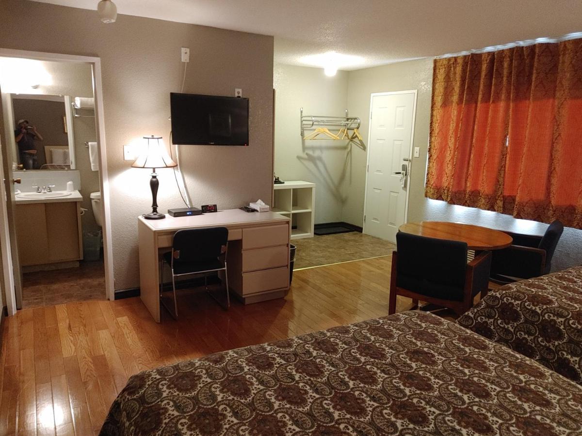 Magnuson Hotel Creston Esterno foto