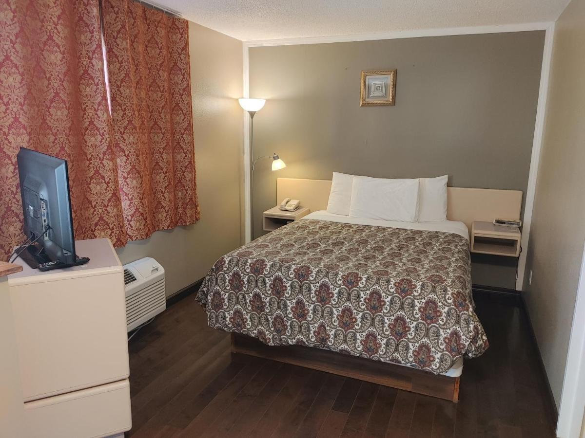 Magnuson Hotel Creston Esterno foto